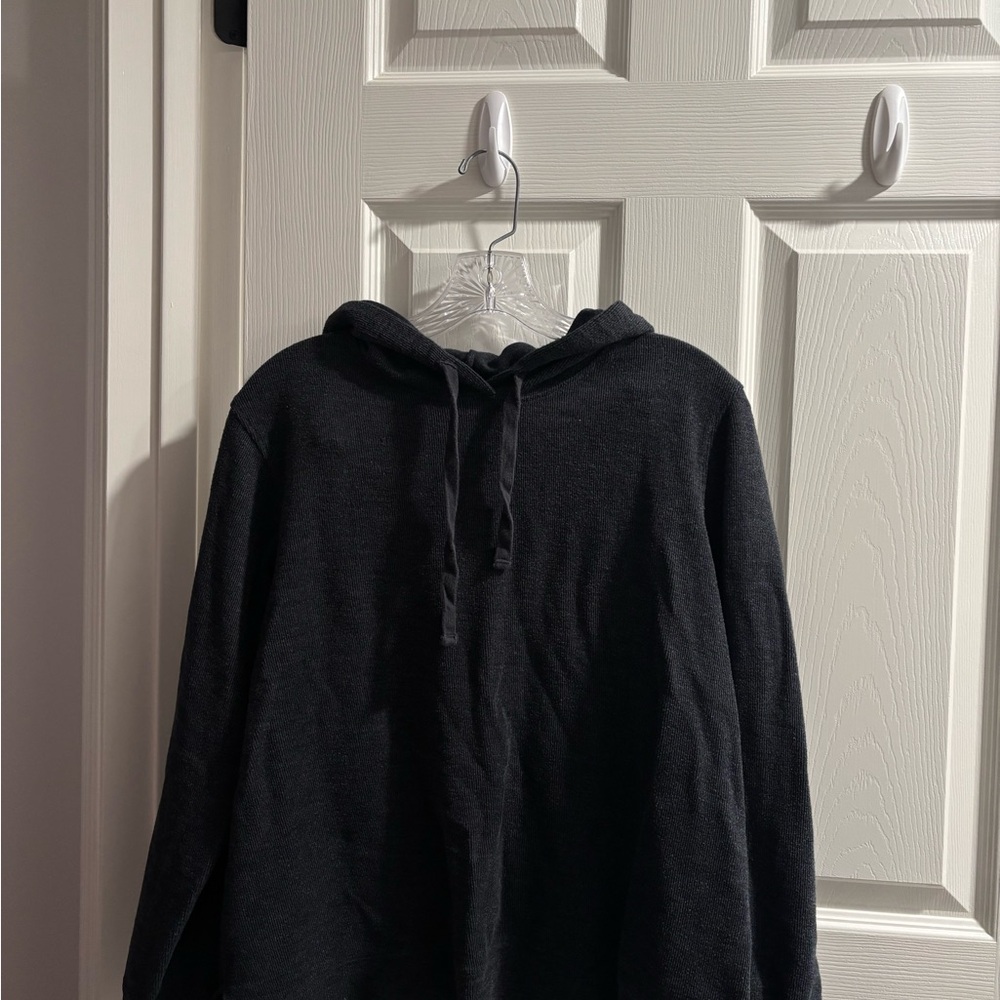 Old Navy Black Classic Sweater